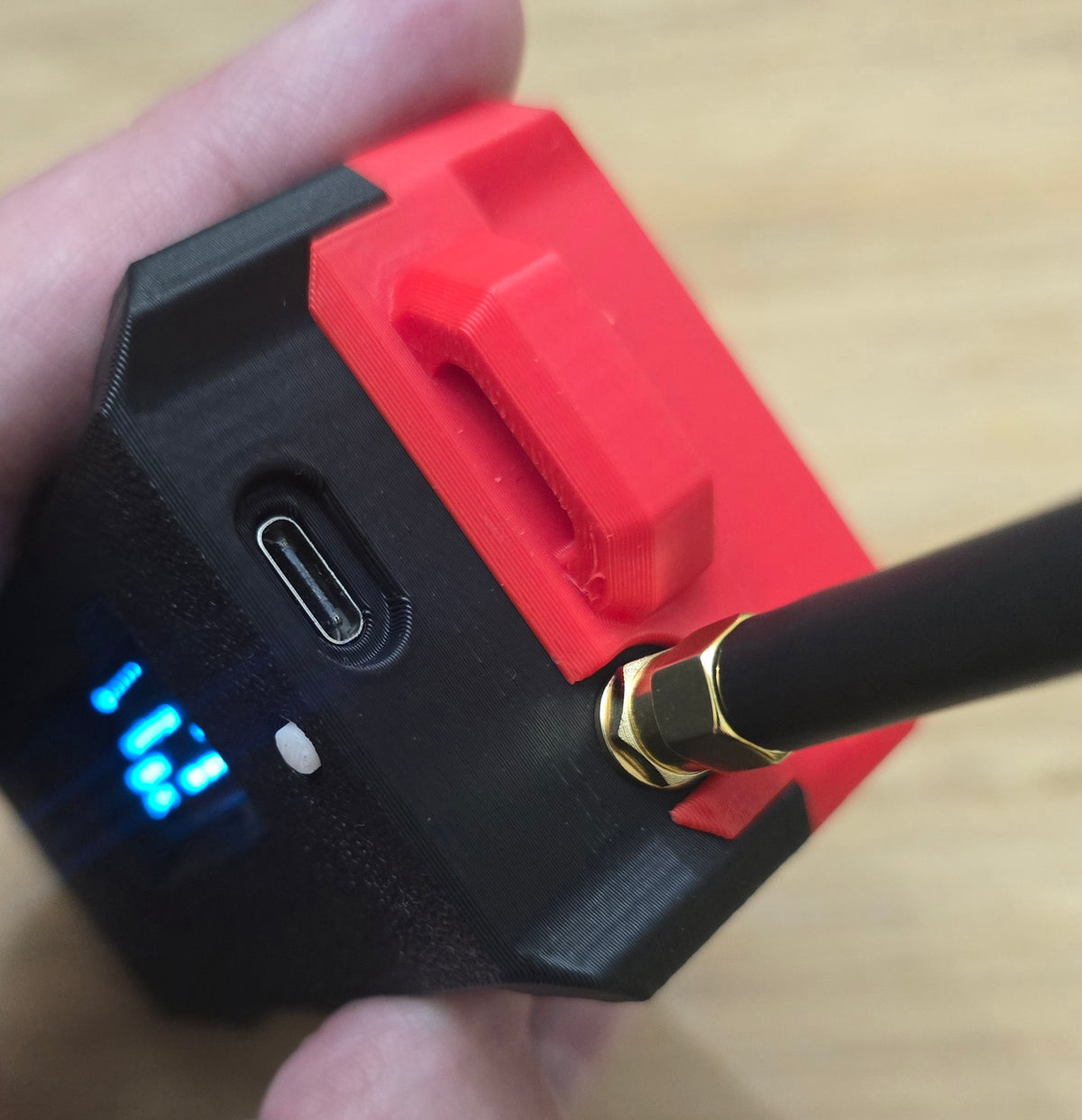 Meshtastic Radio - Style 2 (GPS enabled)